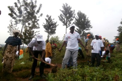 Minister planting trees around Lake Cohaha in Burundi
