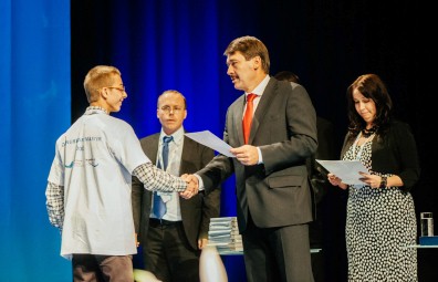 Hungarian President Janos Ader hands out award