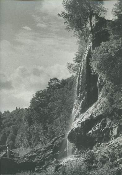 Staburags Cliff before construction of the Pļaviņas Hydroelectric Power Station 