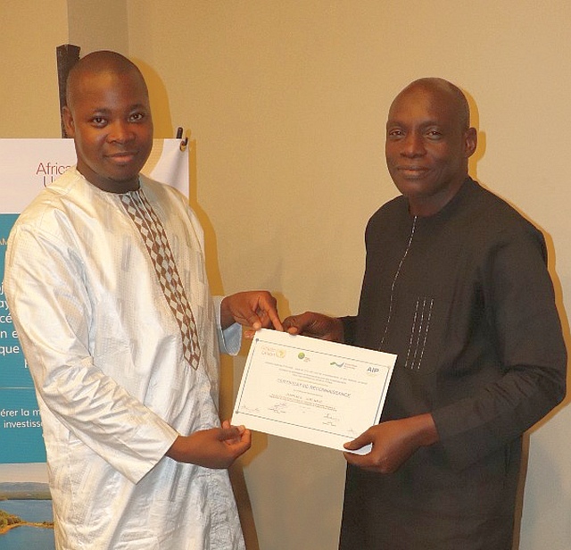 Remise certificat Amidou Waigalo